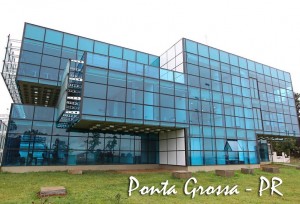 Biblioteca Pública Municipal do Estado do Paraná que recebeu exemplares do livro 21 Dias Nos Confins do Mundo