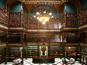 Visita do escritor henry jenné as bibliotecas do Rio de Janeiro gabinete real portugues de leitura