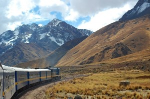 andean-explorer-train-cusco-to-puno01